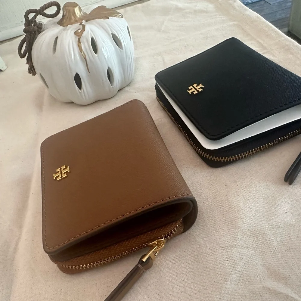 New Tory Burch Emerson leather zip around wallet